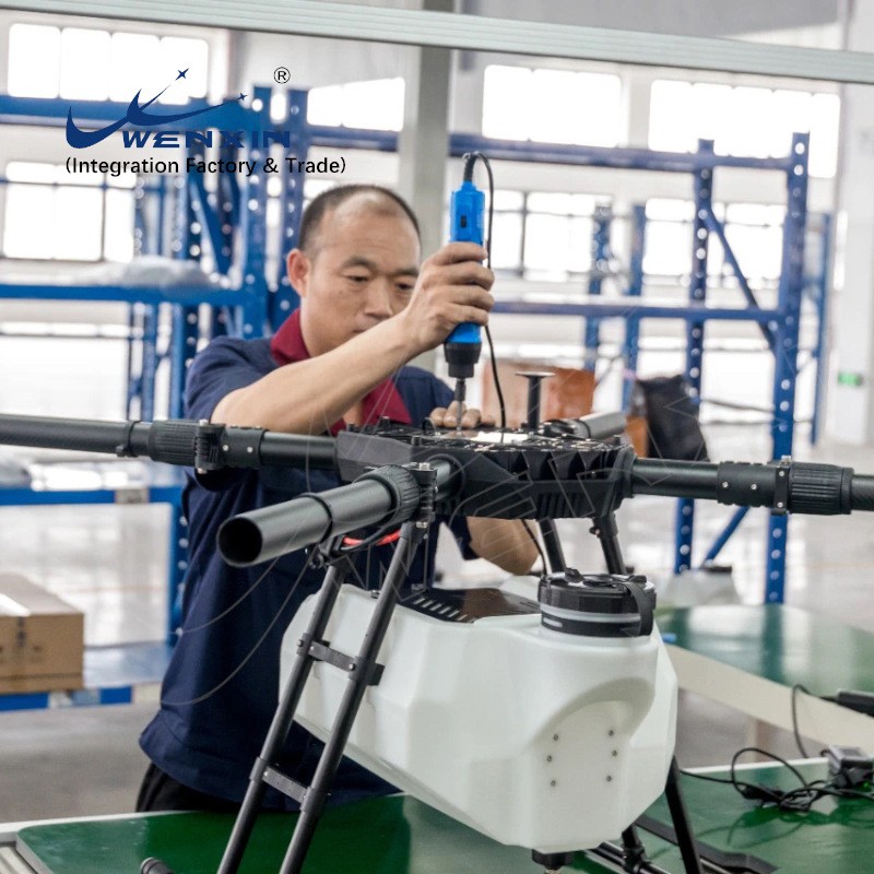 大载重植保无人机农用喷洒农药施肥一体果树庄家打药杀虫飞无人机图2