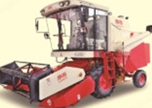 春雨4LZ-6自走式谷物联合收割机