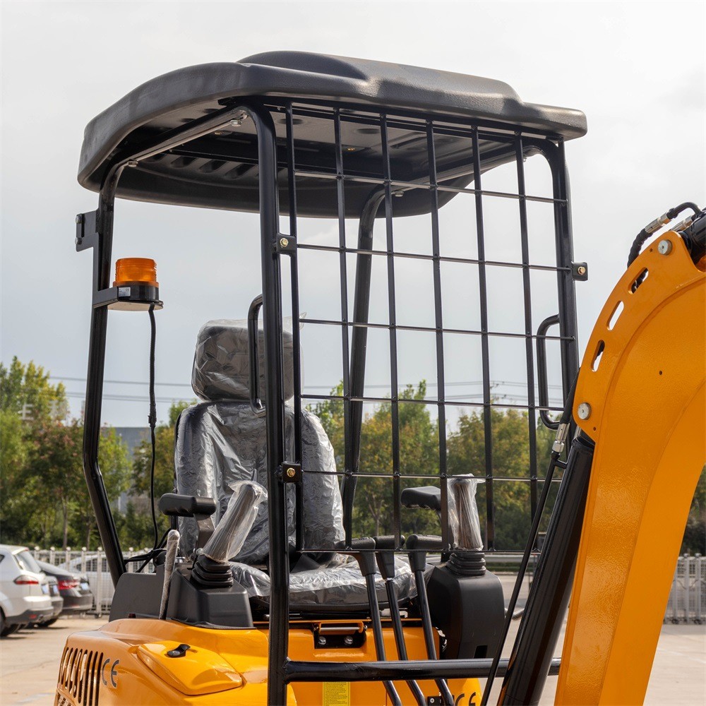 源头工厂新款1.8吨小型挖掘机 前置安全防护网果园大棚农用施工图2