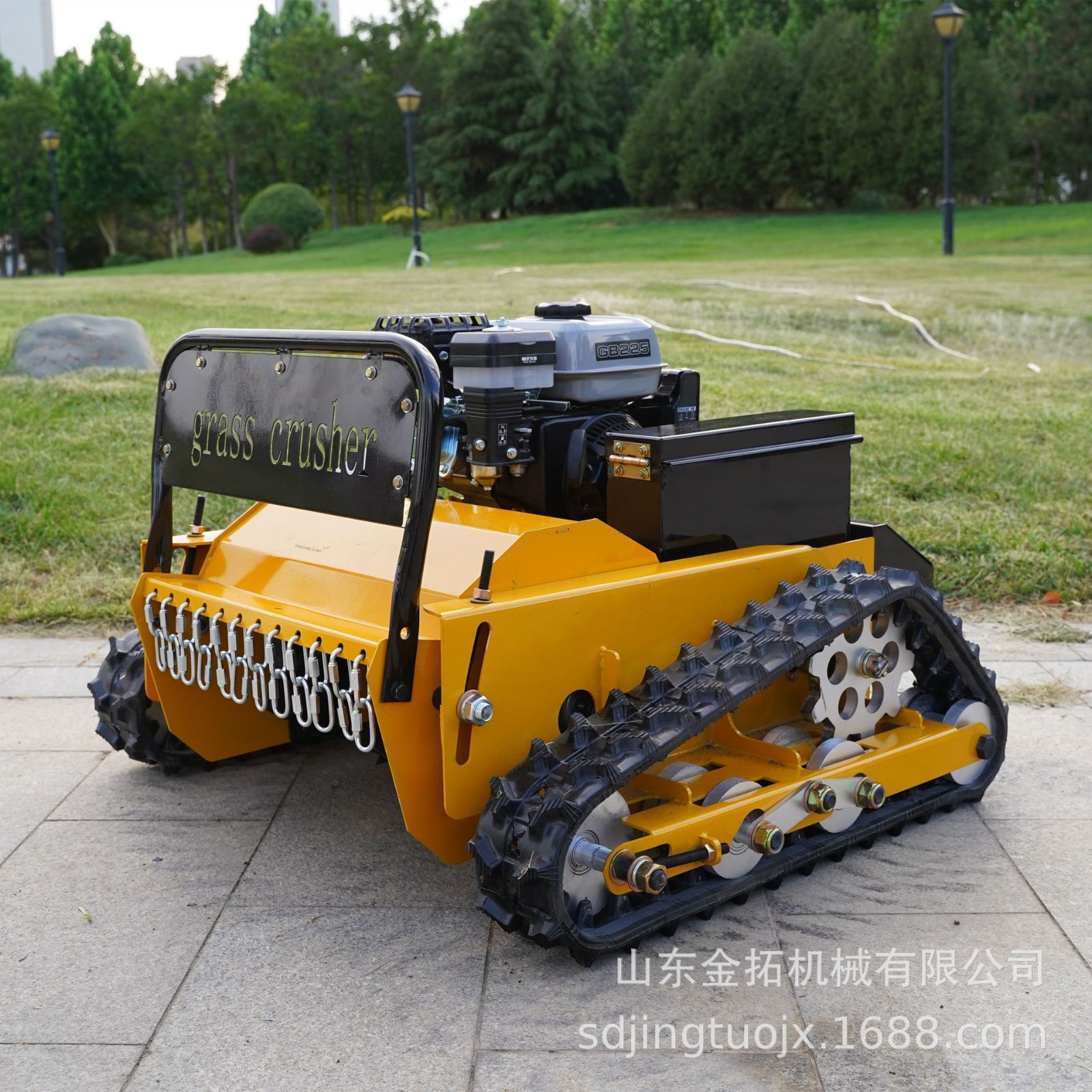 农用果园遥控割草机厂家 甩刀式履带款割草机9马力遥控履带割草机图3