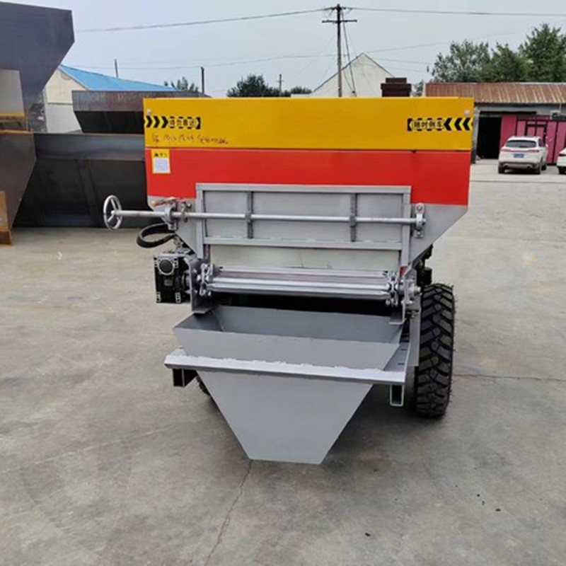 农田有机肥撒肥机干湿水肥机牛羊粪抛洒机果园大棚农用三轮撒粪车图3