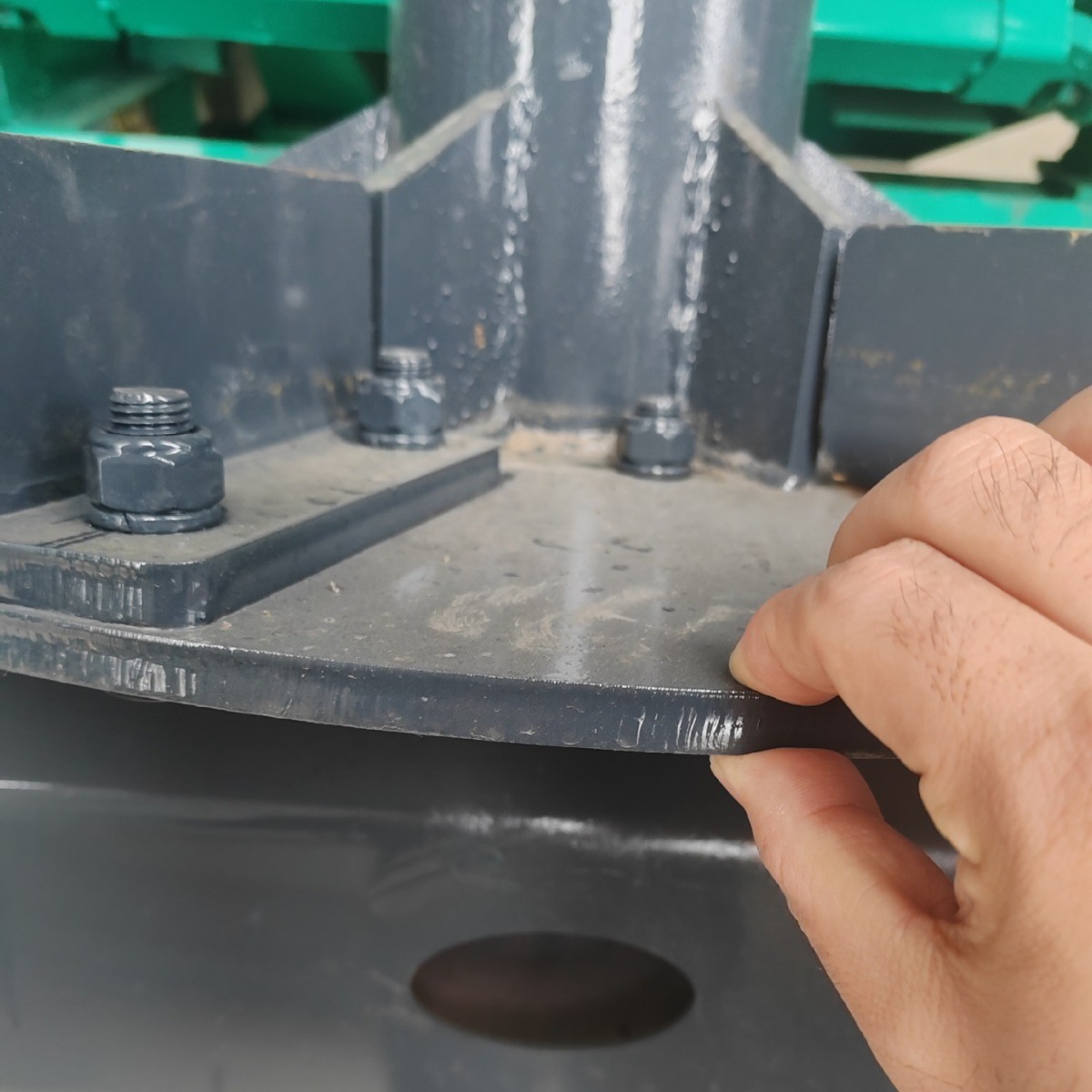 高标准农田改造专用撒肥车全自动农家肥抛撒扬粪机干湿两用撒肥机图4