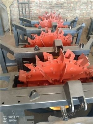 山东青储机 粉碎效果好 拖拉机后悬挂图5