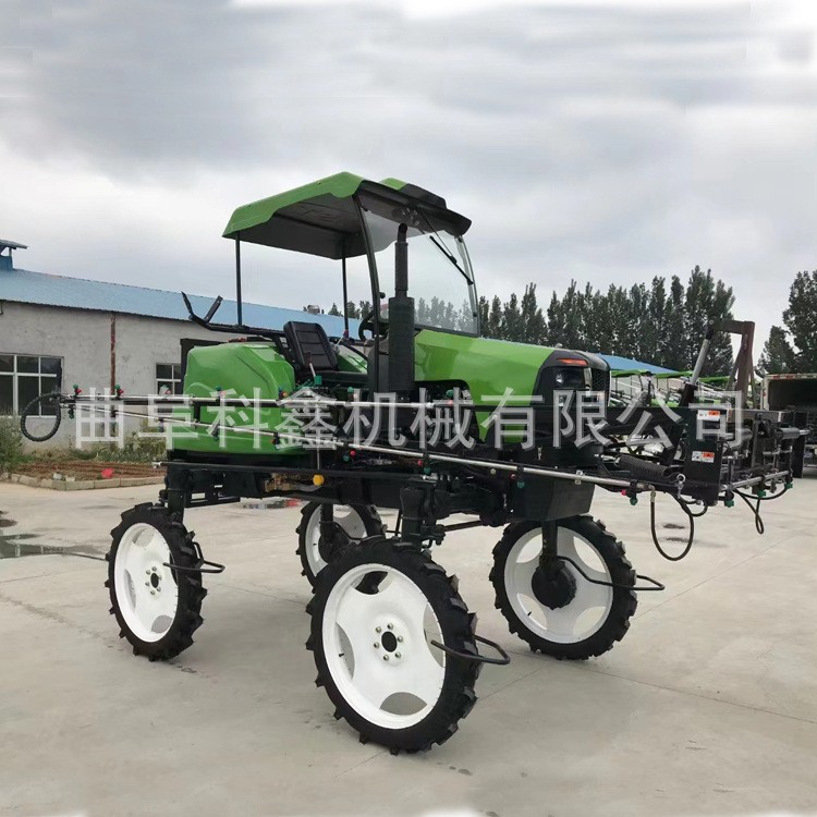 科鑫厂家直供50马力四轮打药机大棚果园农田打药车蔬菜药材喷药机图3