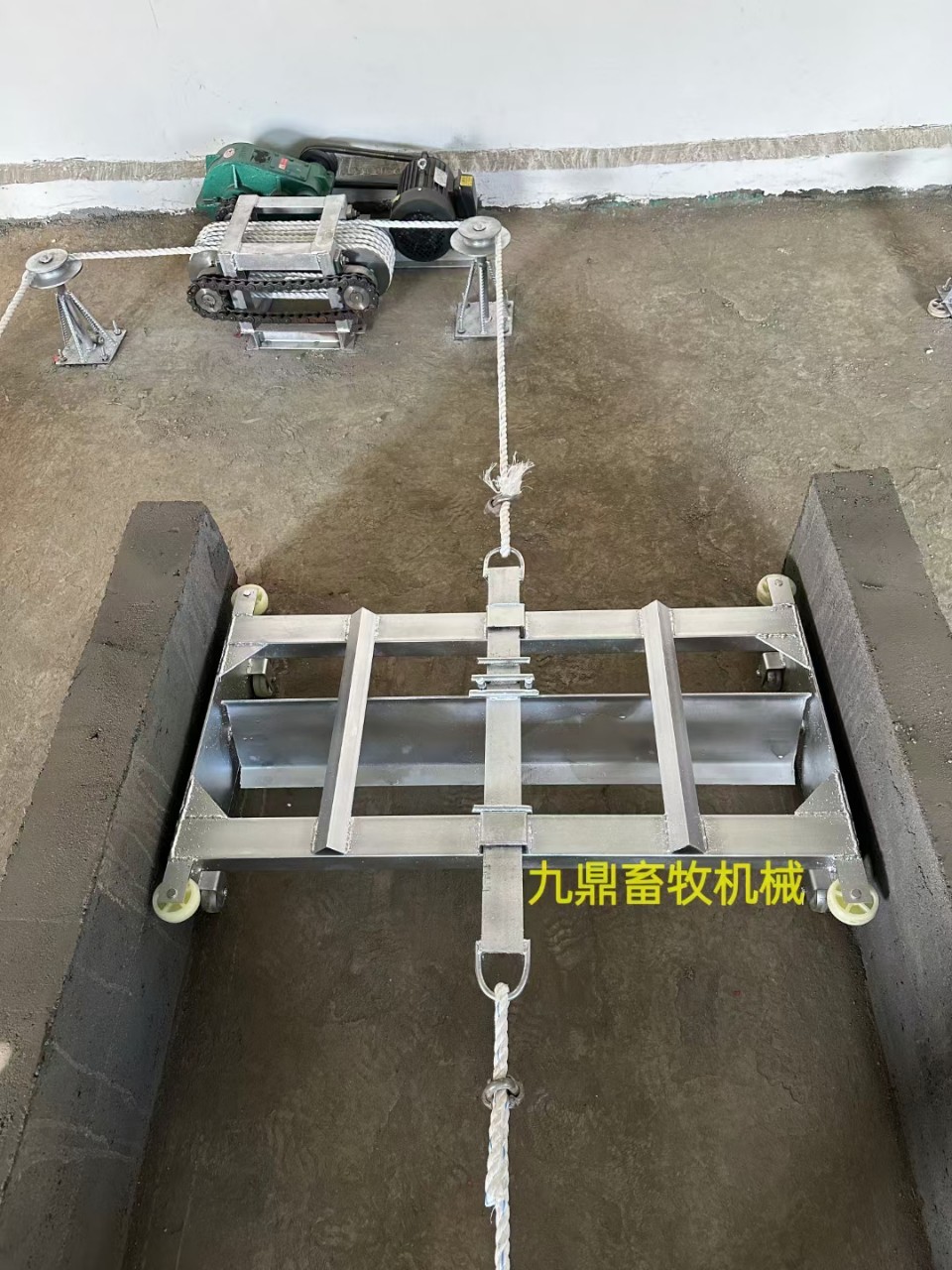 九鼎刮粪机厂家养殖场清粪机刮粪机不锈钢刮板热镀锌刮板漏粪板图2