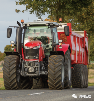 爱科MF7700系列拖拉机