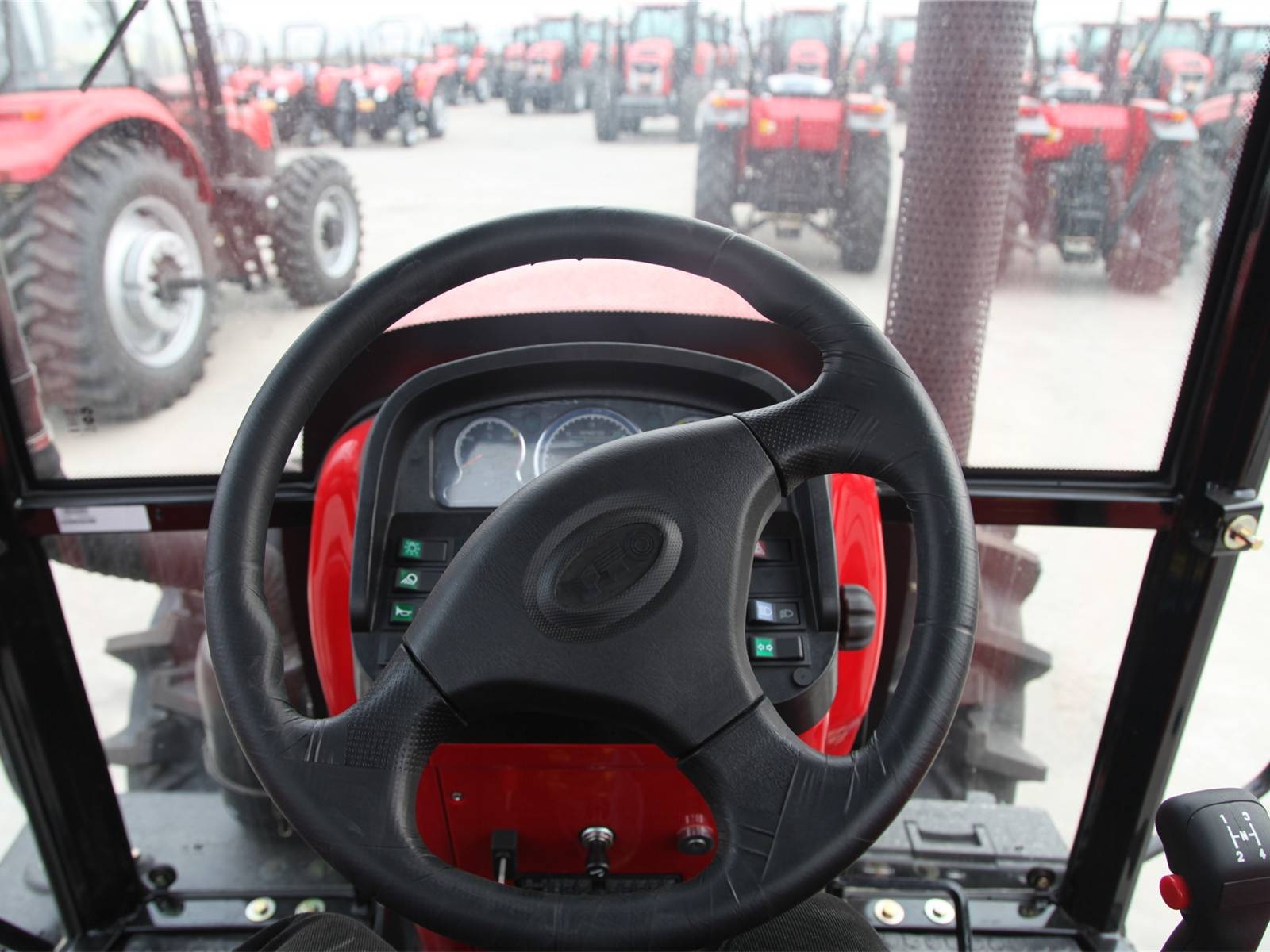 东方红LF904轮式拖拉机图3