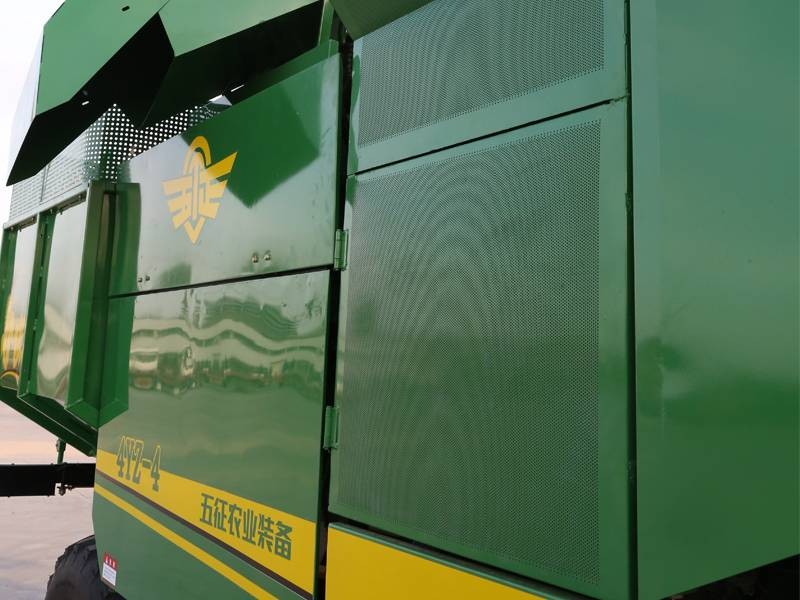 五征4YZP-4玉米收获机图3