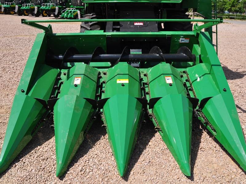 五征4YZP-4玉米收获机图2