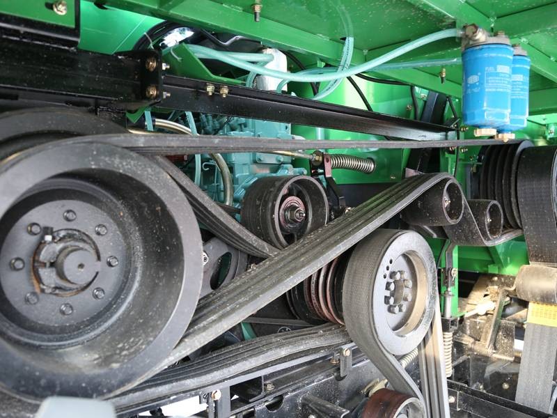 五征4YZP-4玉米收获机图4