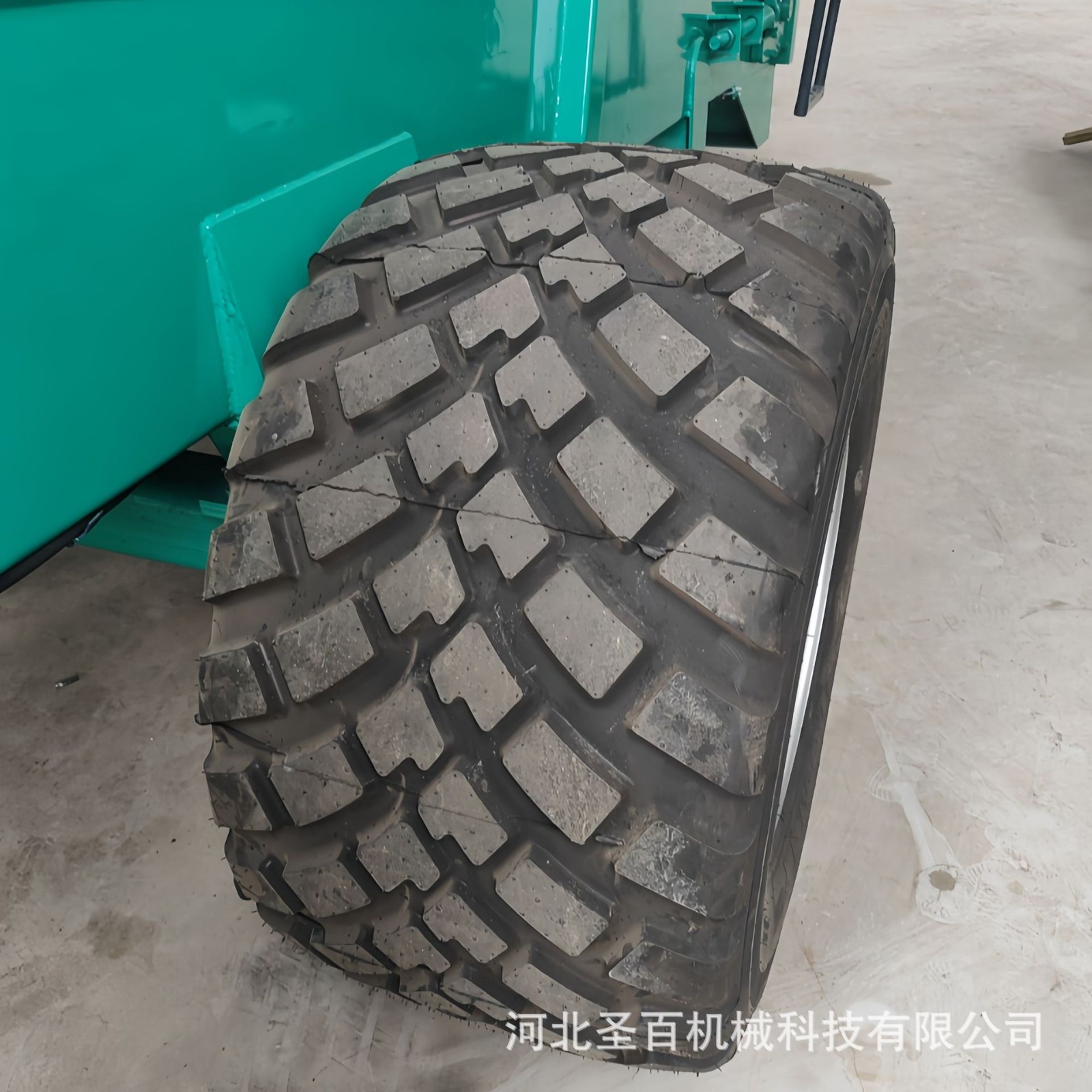 拖拉机牵引式撒粪车双竖绞龙撒肥车多功能扬粪机大型农田撒肥机图5