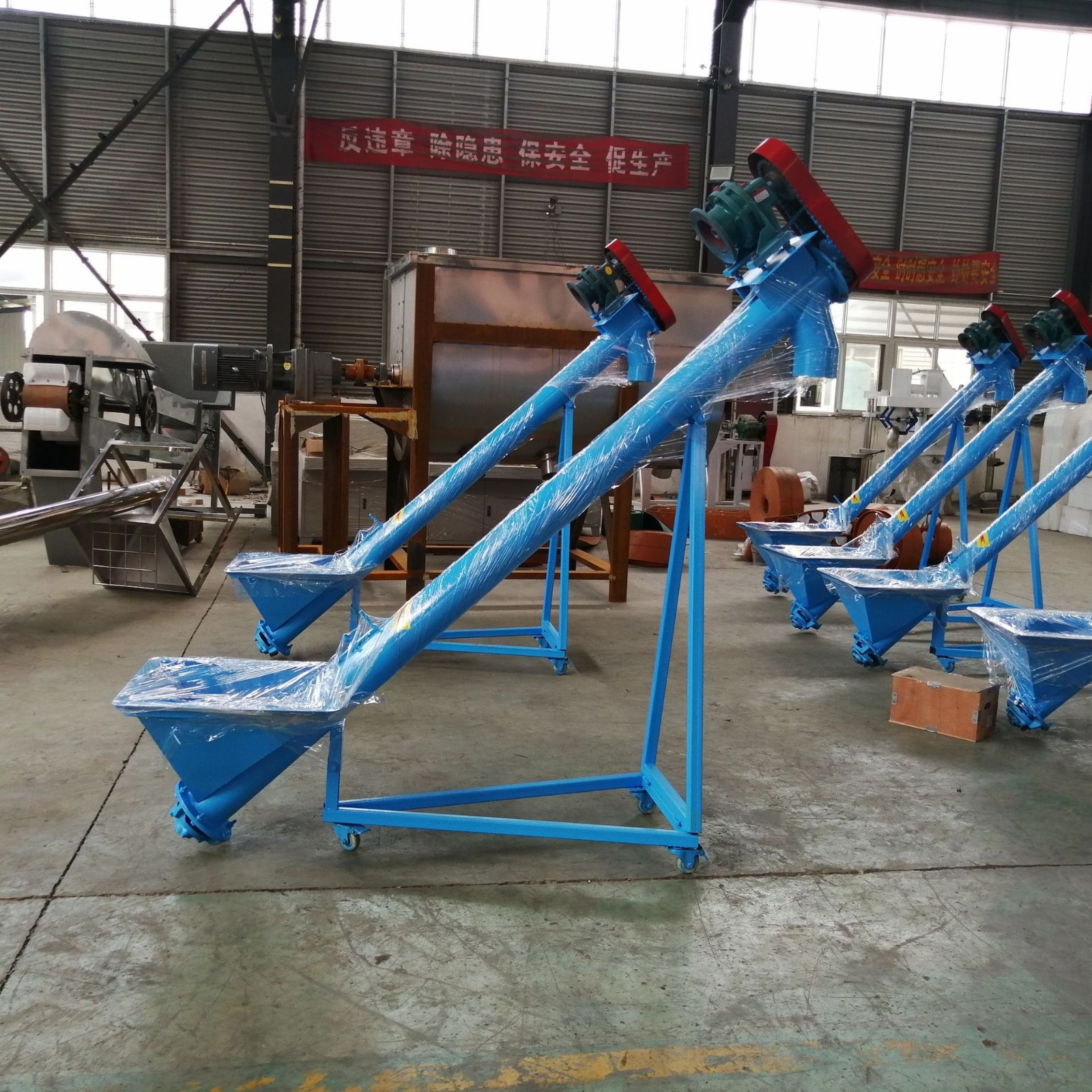 螺旋提升机 干粉物料腻子粉 陶土粉剂水泥提升机 碳钢上料机图4