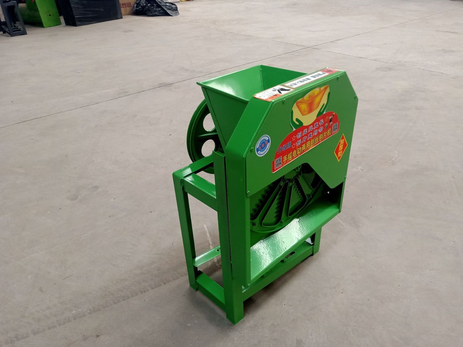 厂家出售电动手摇不锈钢款铁款刨丝切片两用小型家用机养殖畜牧业图3