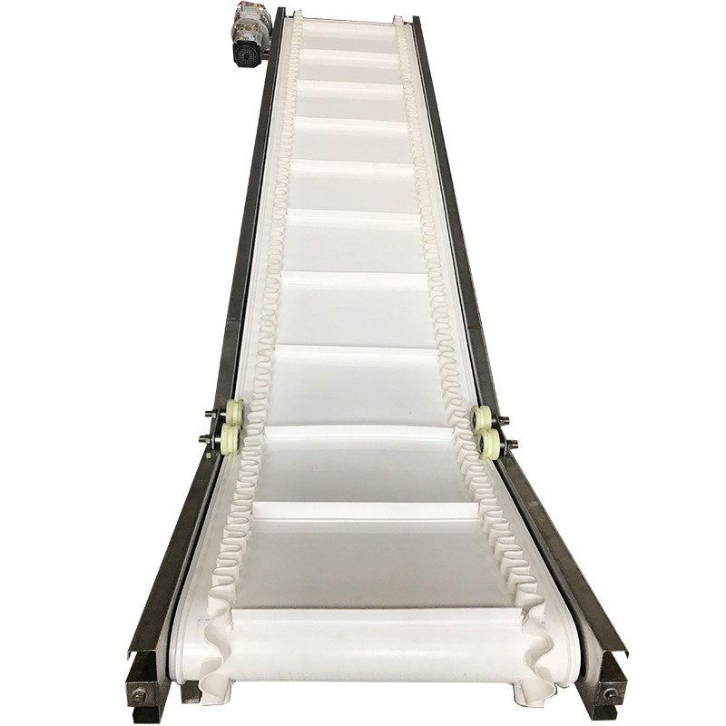 皮带输送机传送设备包装纸箱散装玉米上料大倾角带挡板皮带输送机图5