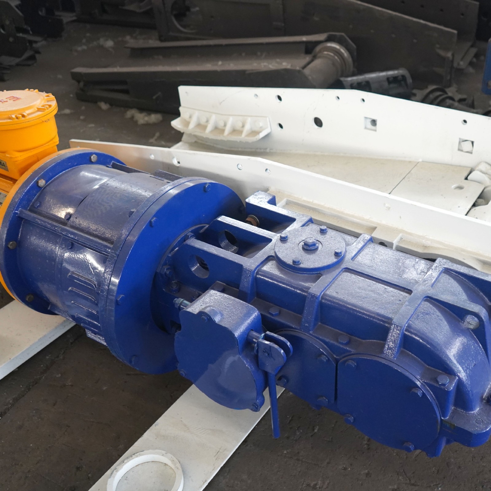 煤矿专用输送机 全新刮板机 高效输送运行平稳灵活图3