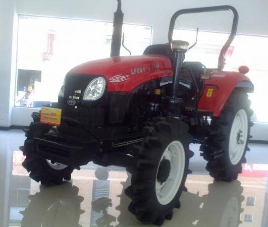 东方红LF804拖拉机图3