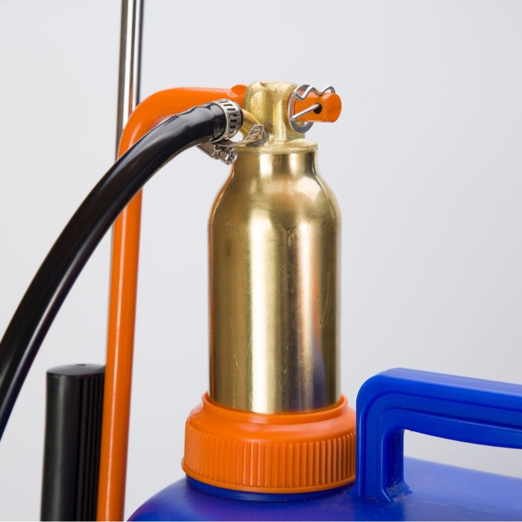 厂家直供铜气室背负式工农防疫喷酒精84消毒气压式手动喷雾器批发图3