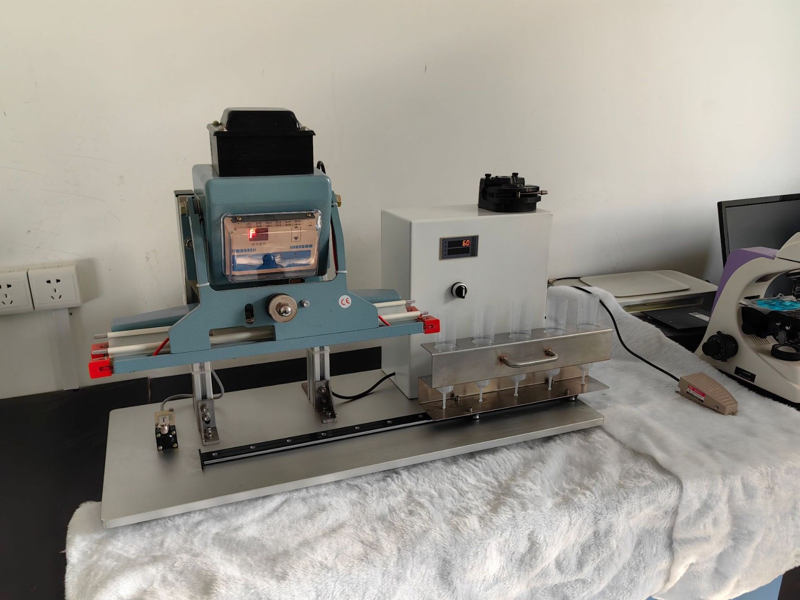 洛克牙膏瓶式封口机猪精液灌装机加热封口灌装机图2