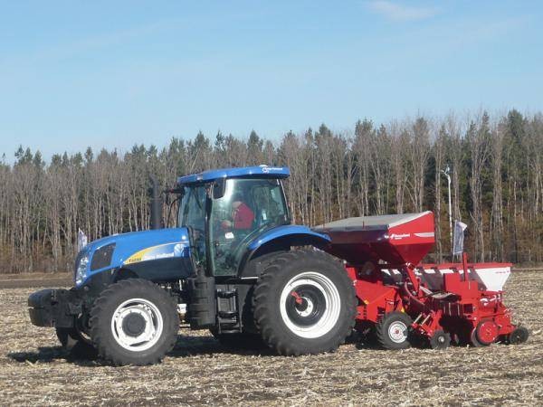 纽荷兰T1654轮式拖拉机图4