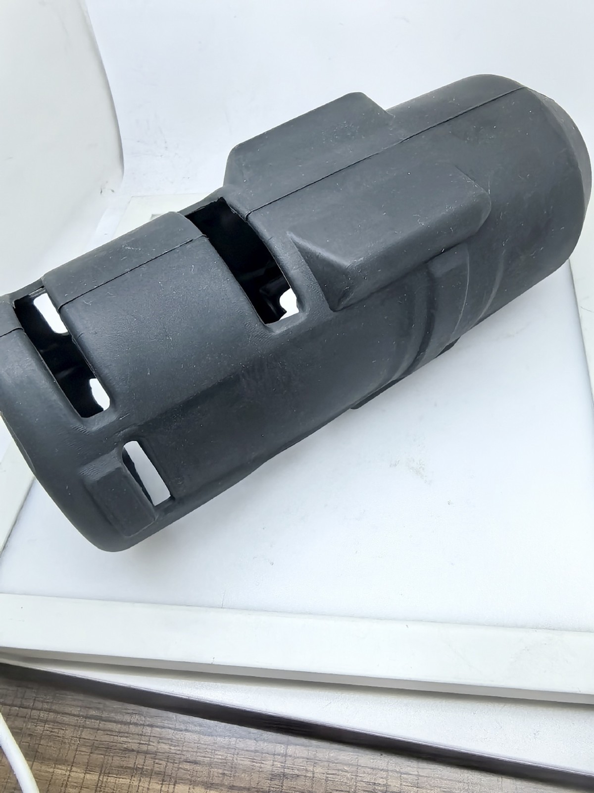 米沃奇Milwaukee M18 1/2英寸冲击扳手保护套 防护套 49-16-2763图4