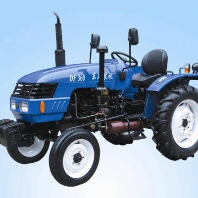360轮式拖拉机