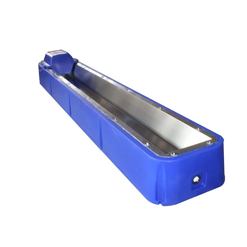 厂家供应防冻聚乙烯外壳4米不锈钢内胆加热牧场专用饮水水槽图5