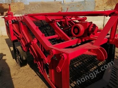 生地辣根高效耐用多功能药材收获机