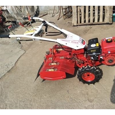 四驱微耕机