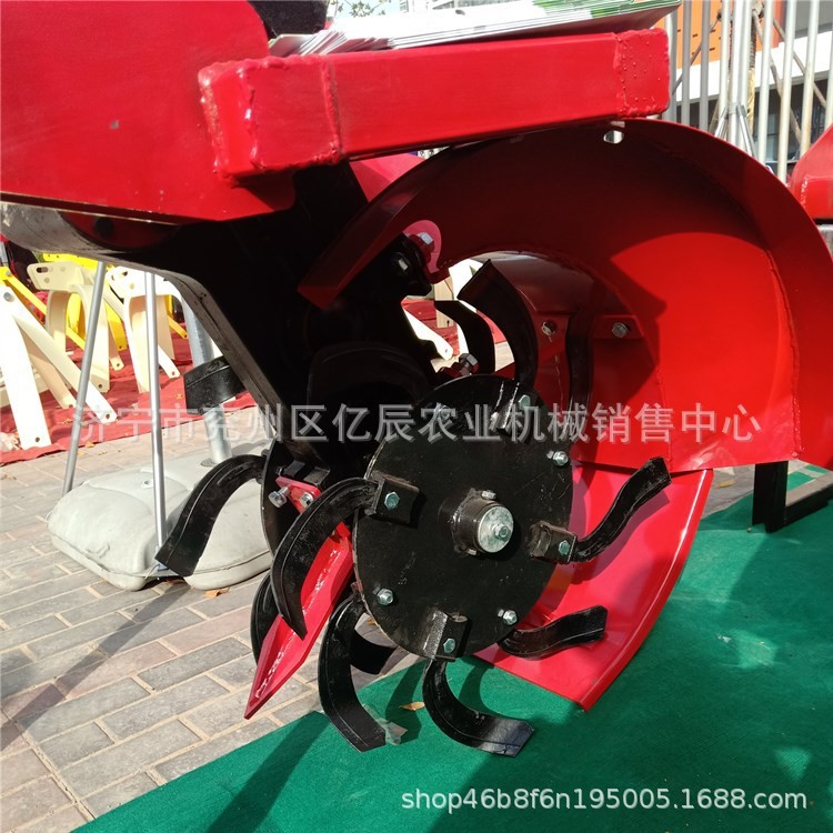 新款开沟机农用机械松土开沟果园大棚除草多功能开沟机四轮配套图2