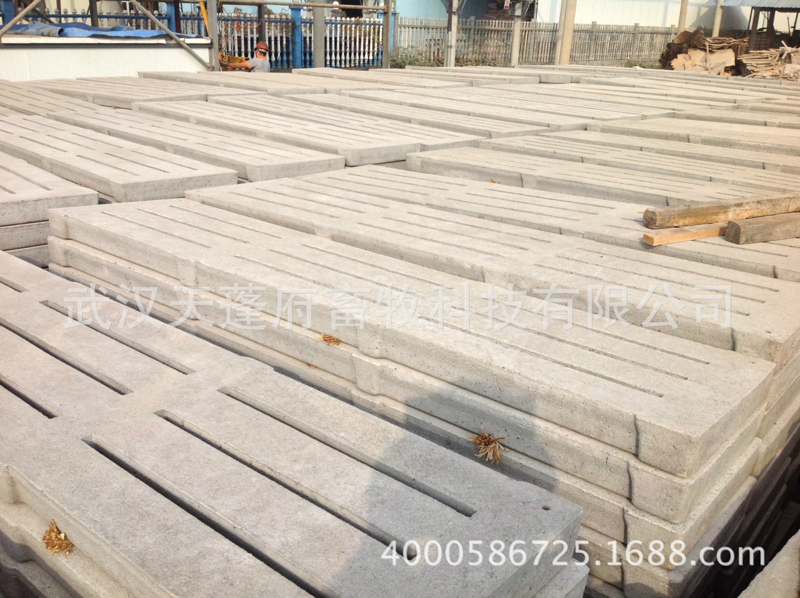 水泥漏缝板地板 带孔水泥漏缝板 漏粪地板 欧式水泥漏缝板图3