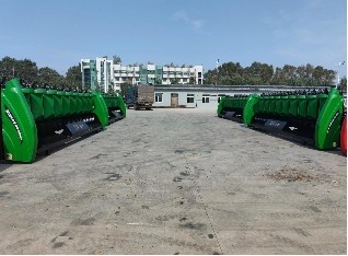 4YS一10玉米割台