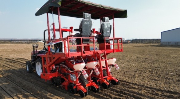 玉米小区四行精播机（高配版）