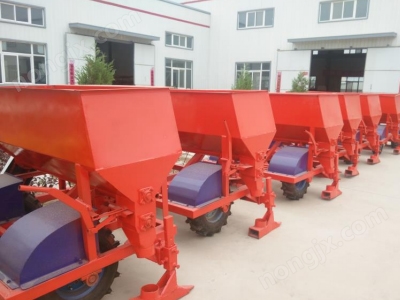 开沟施肥机图片展示