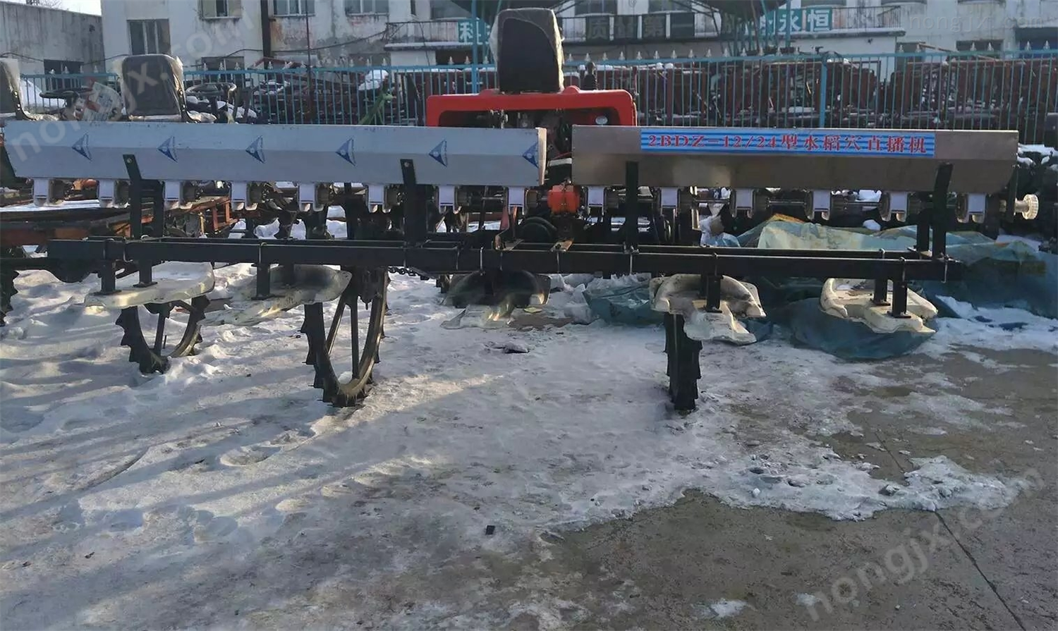 多功能水田穴播机 多功能水田穴播机