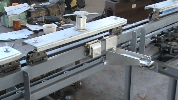 JF200反向积放式输送机