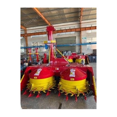 2400型青储机割台6