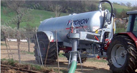 液体肥料车