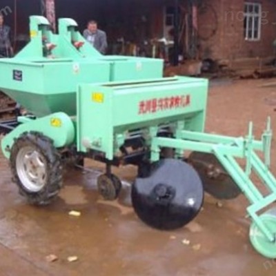 武川兴农2BM-2马铃薯施肥播种机