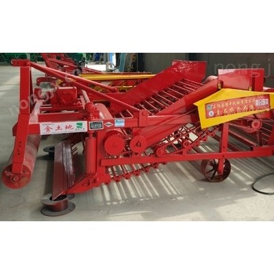 花生收获机侧面