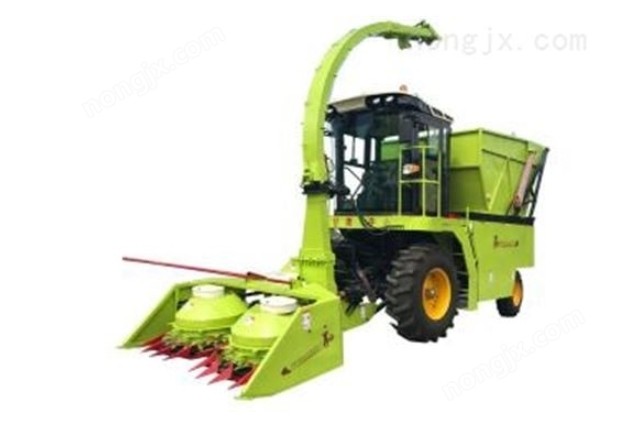 牛犇4QZ-8A自走式青贮收获机