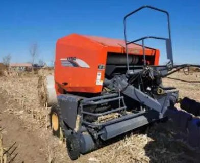 山东江华9YGQ-2.2圆草捆打捆机