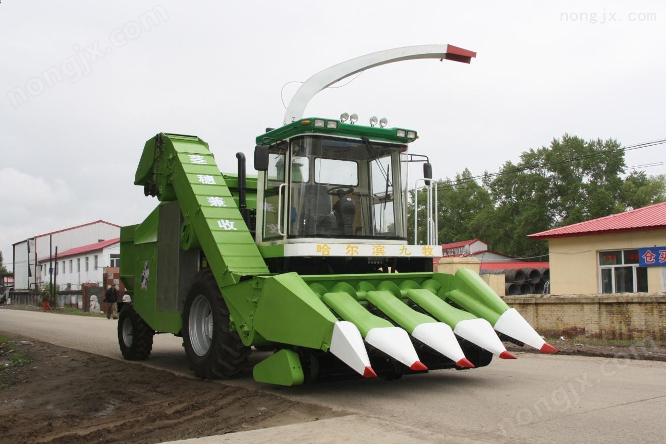 茎穗兼收玉米收获机