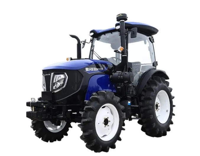 福田雷沃M1004-F四轮驱动拖拉机