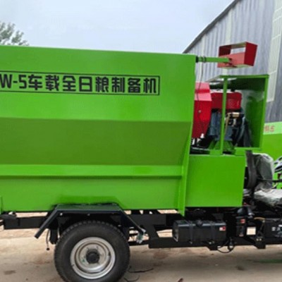 5立方卧式搅拌撒料一体车
