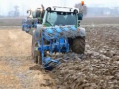 先进农业机械设备工作过程，看着真舒服！