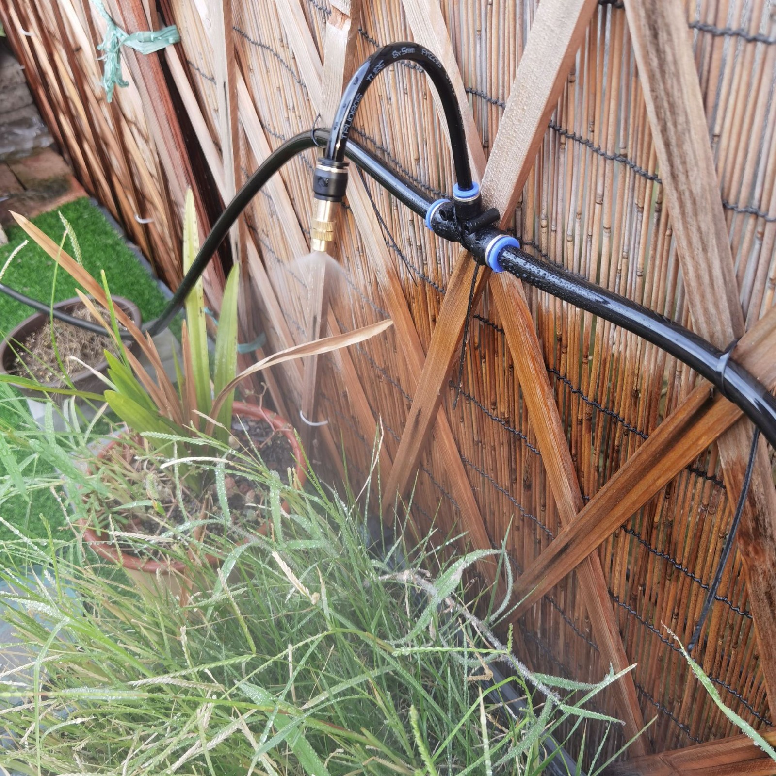 万向自动定时浇水器喷淋系统灌溉喷雾器园林绿化浇花神器雾化喷头图5