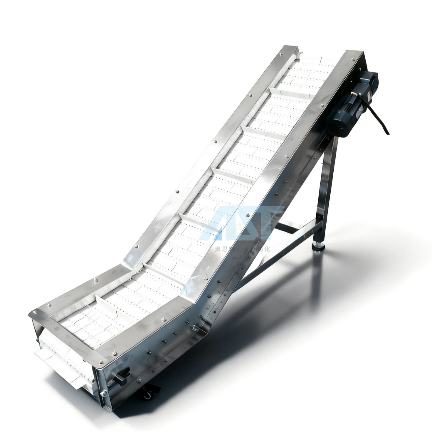 塑料板链提升机爬坡机挡板式链板传送带金属提升爬坡式链板 输送机 1台图5