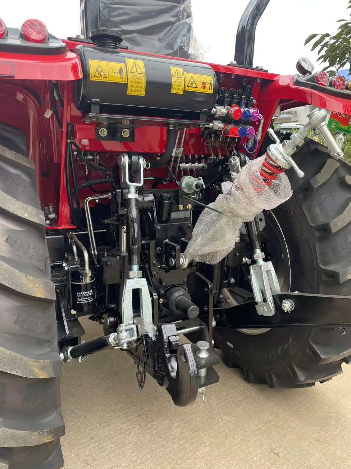 力王504四驱拖拉机东方红4100发动机四轮爬山农用车高配大轮胎 1台图3