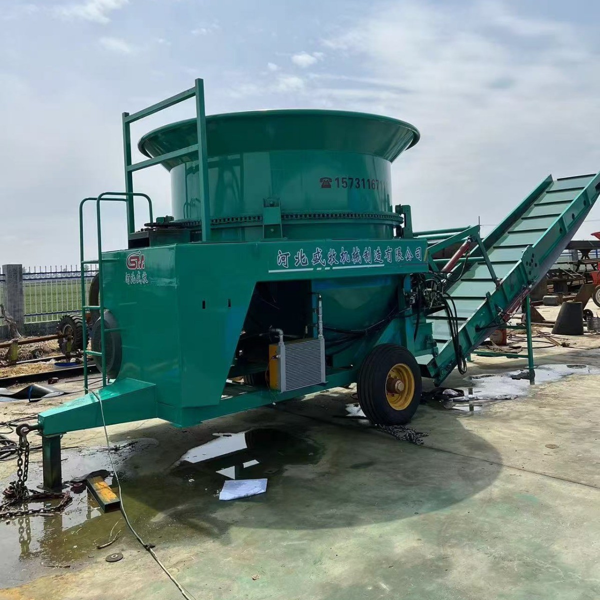 大型全自动圆盘粉碎机 畜牧稻草秸秆大型粉碎机 牧场转盘式铡草机 2台图2