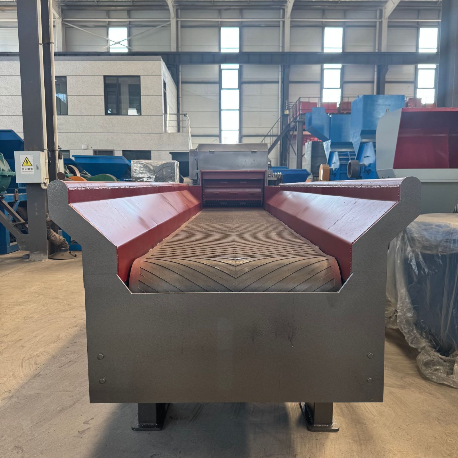 木材综合式破碎机 秸秆竹子木托盘粉碎机 移动树枝圆木模板切片机图2